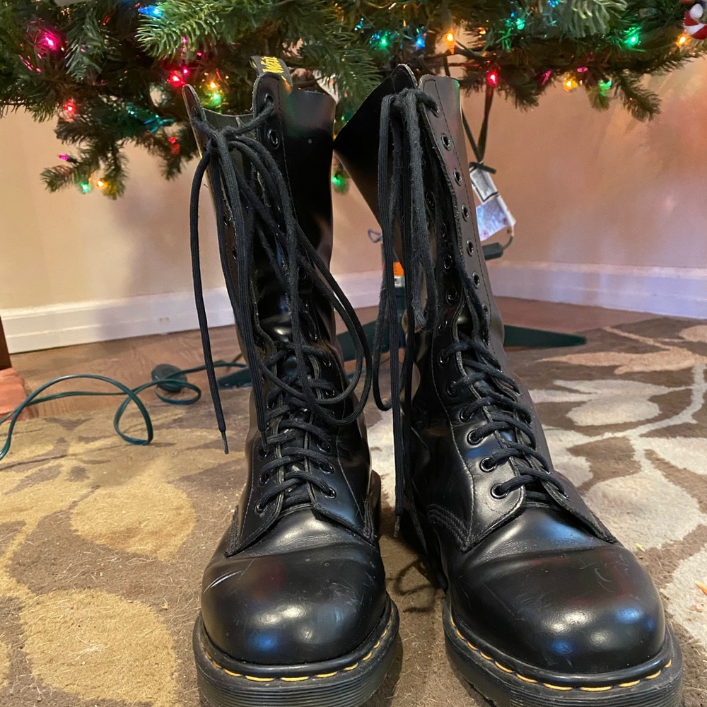 Doc Martens 14-eye mens 11